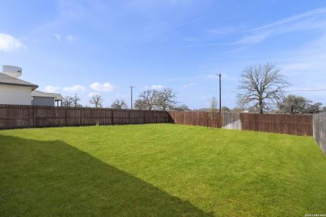 16523 Rosemary Ridge Elmendorf TX 78112