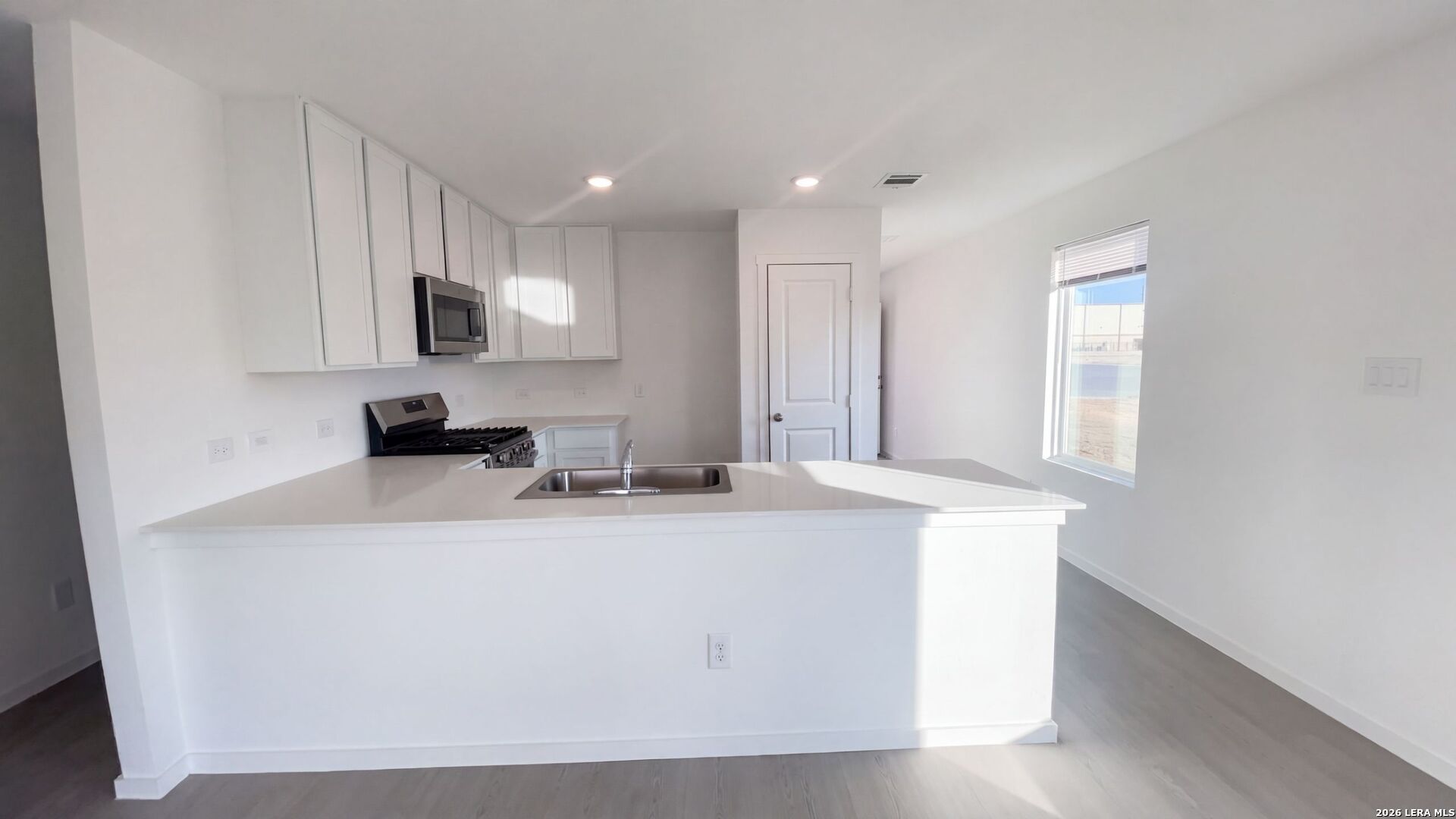 1011 Landon Ridge San Antonio TX 78253