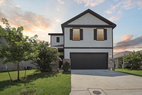 2548 Hiddenbrooke Trace Seguin TX 78155