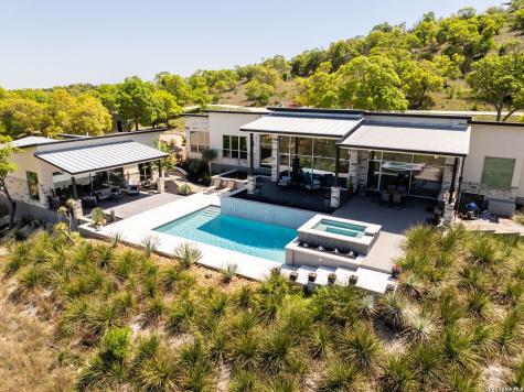 214 Jungfrau Hill Road Comfort TX 78013