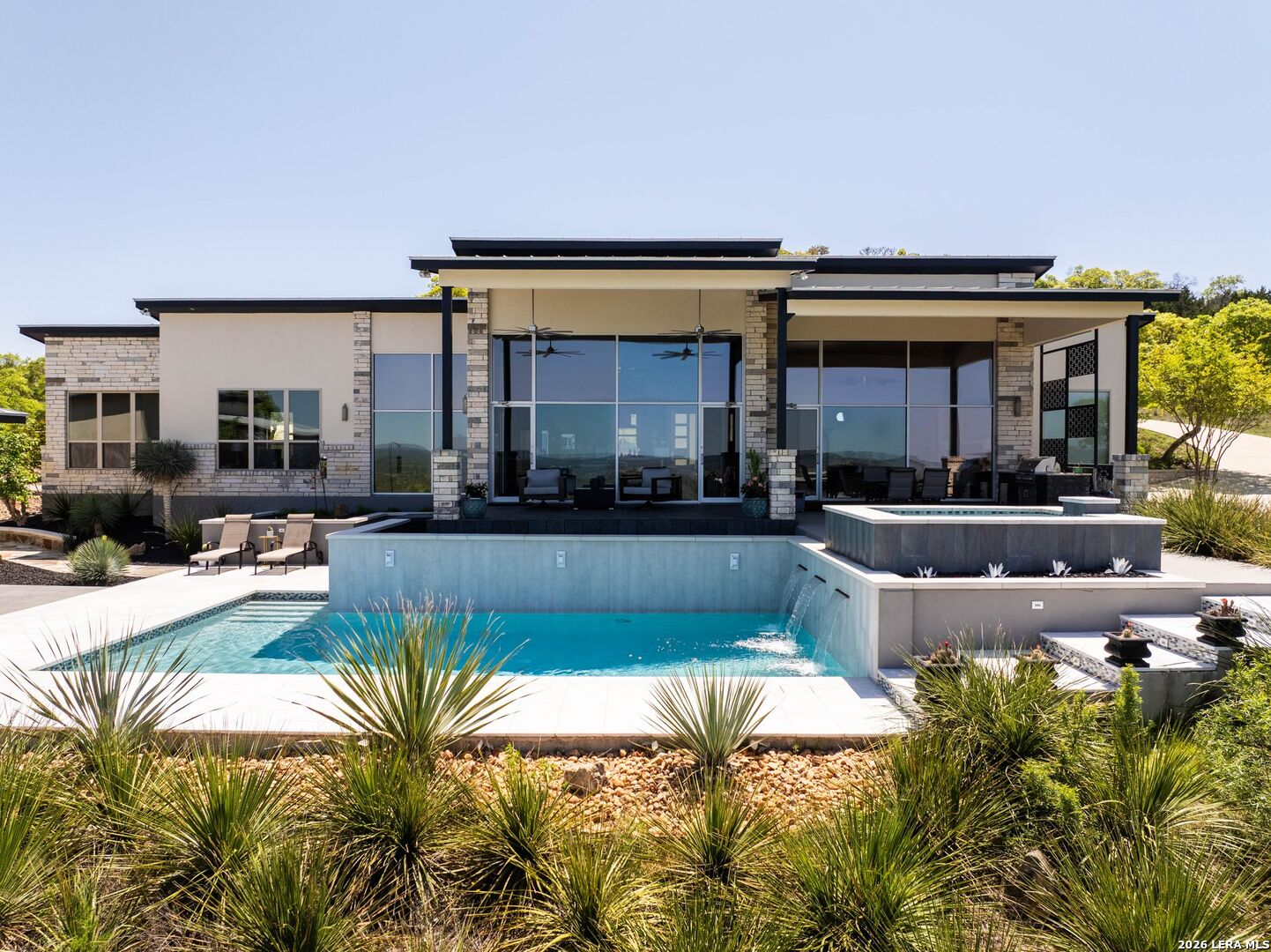 214 Jungfrau Hill Road Comfort TX 78013