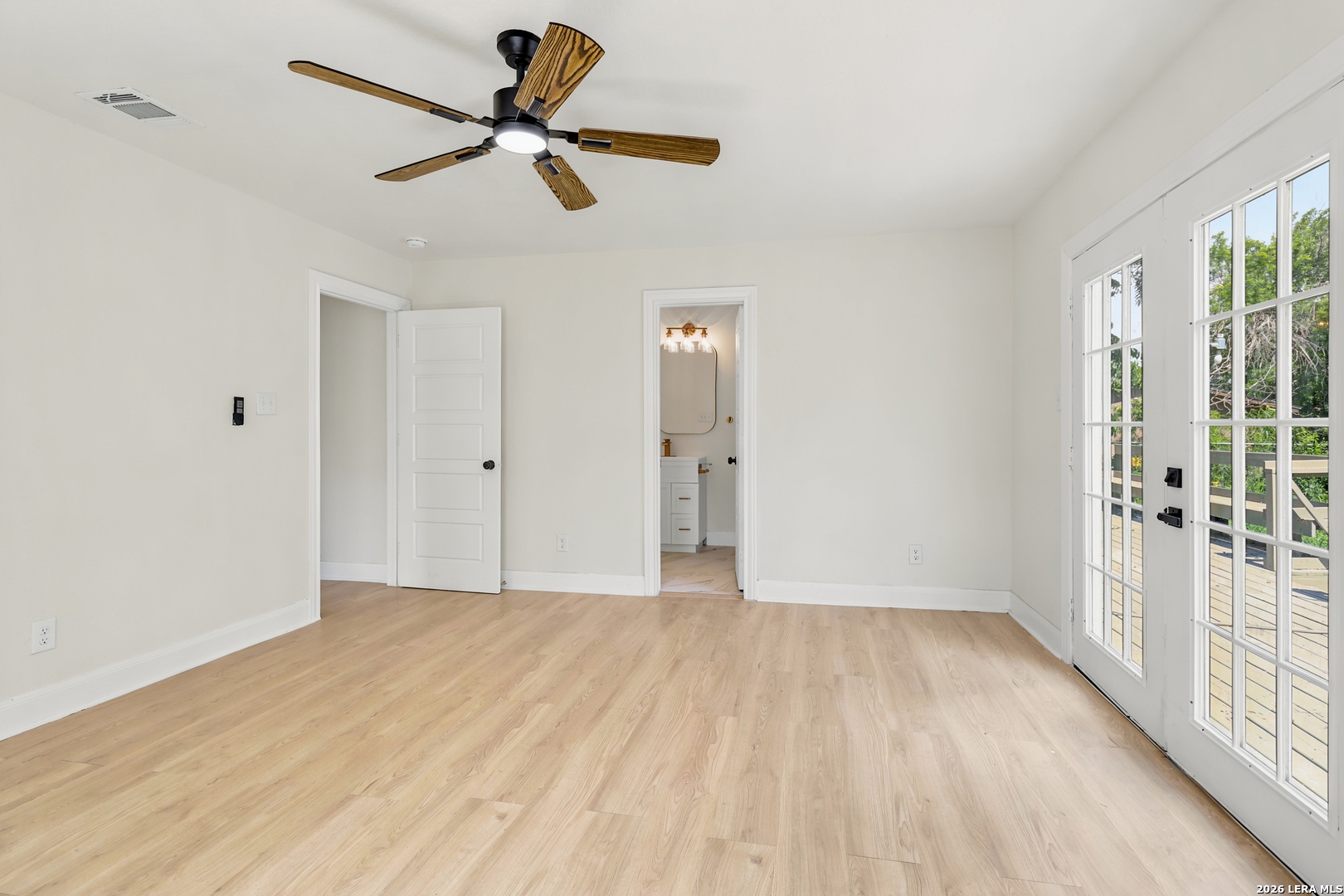 534 Aaron Place San Antonio TX 78221