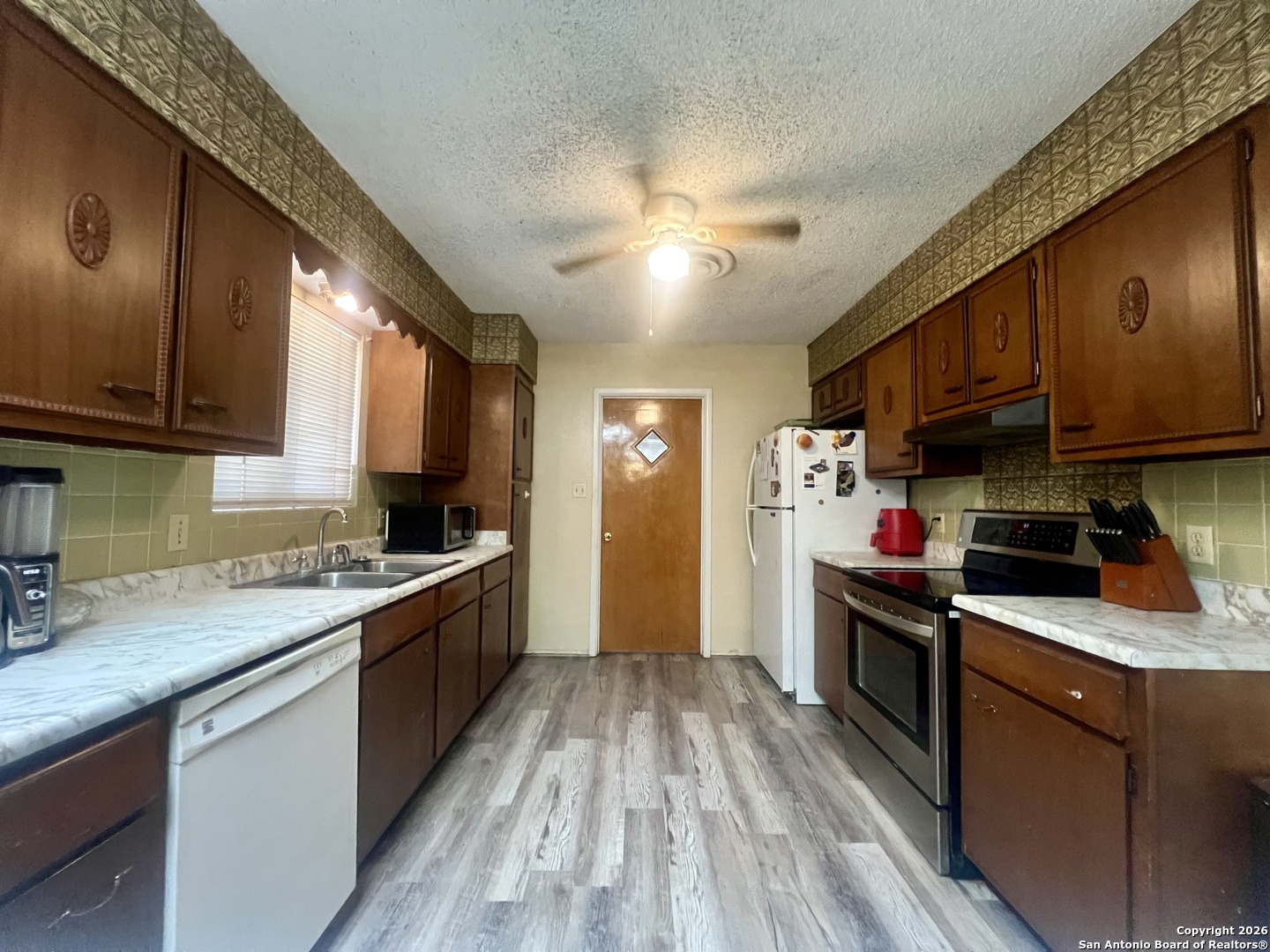 215 Lantana Pleasanton TX 78064