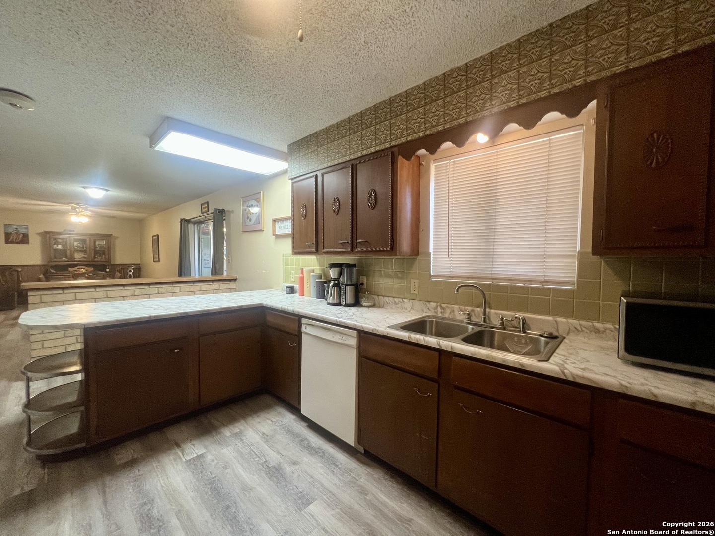 215 Lantana Pleasanton TX 78064