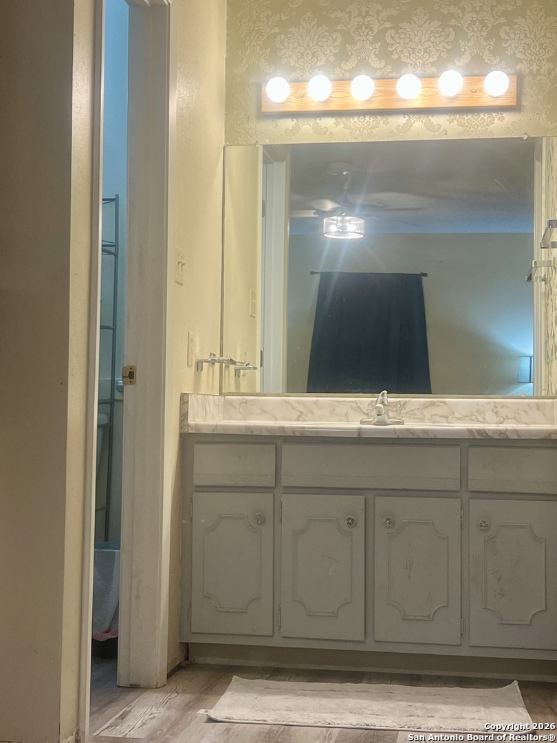 215 Lantana Pleasanton TX 78064