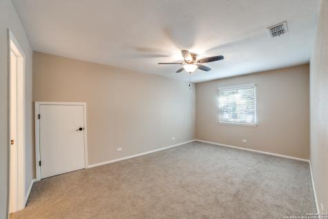7447 Horse Tail Drive San Antonio TX 78240