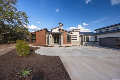 1758 Paradise Canyon Lake TX 78133