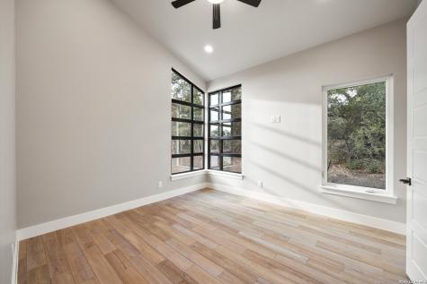 1758 Paradise Canyon Lake TX 78133