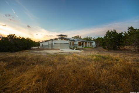 1758 Paradise Canyon Lake TX 78133
