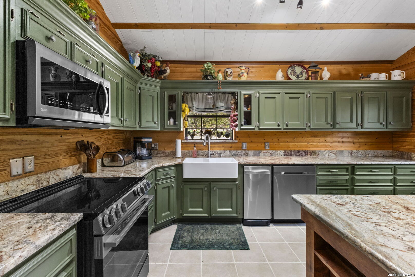 1670 River Bluff Circle Pipe Creek TX 78063