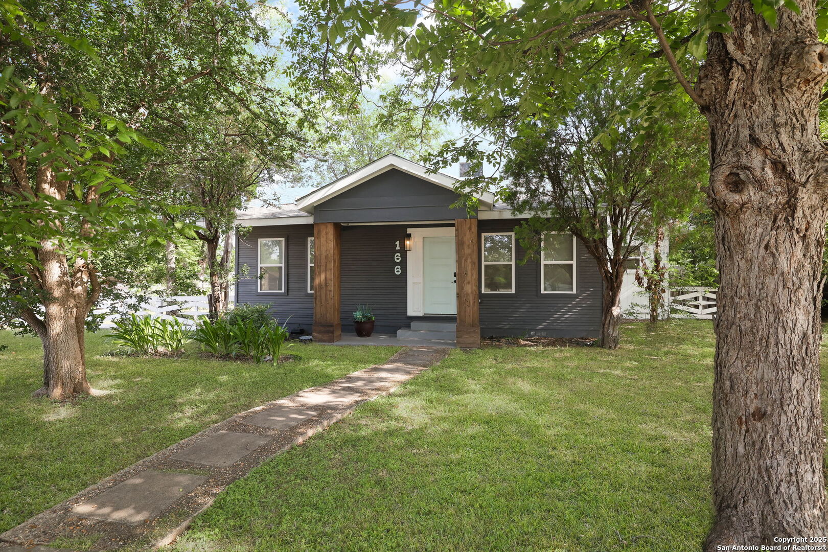 166 E Harding Boulevard San Antonio TX 78214