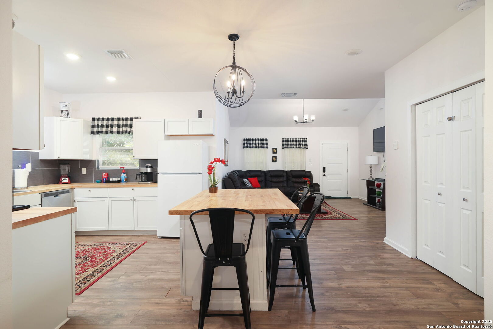 166 E Harding Boulevard San Antonio TX 78214