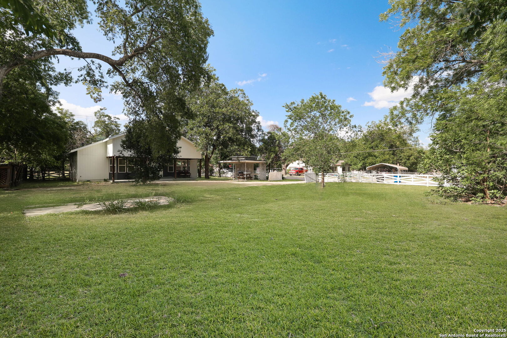 166 E Harding Boulevard San Antonio TX 78214