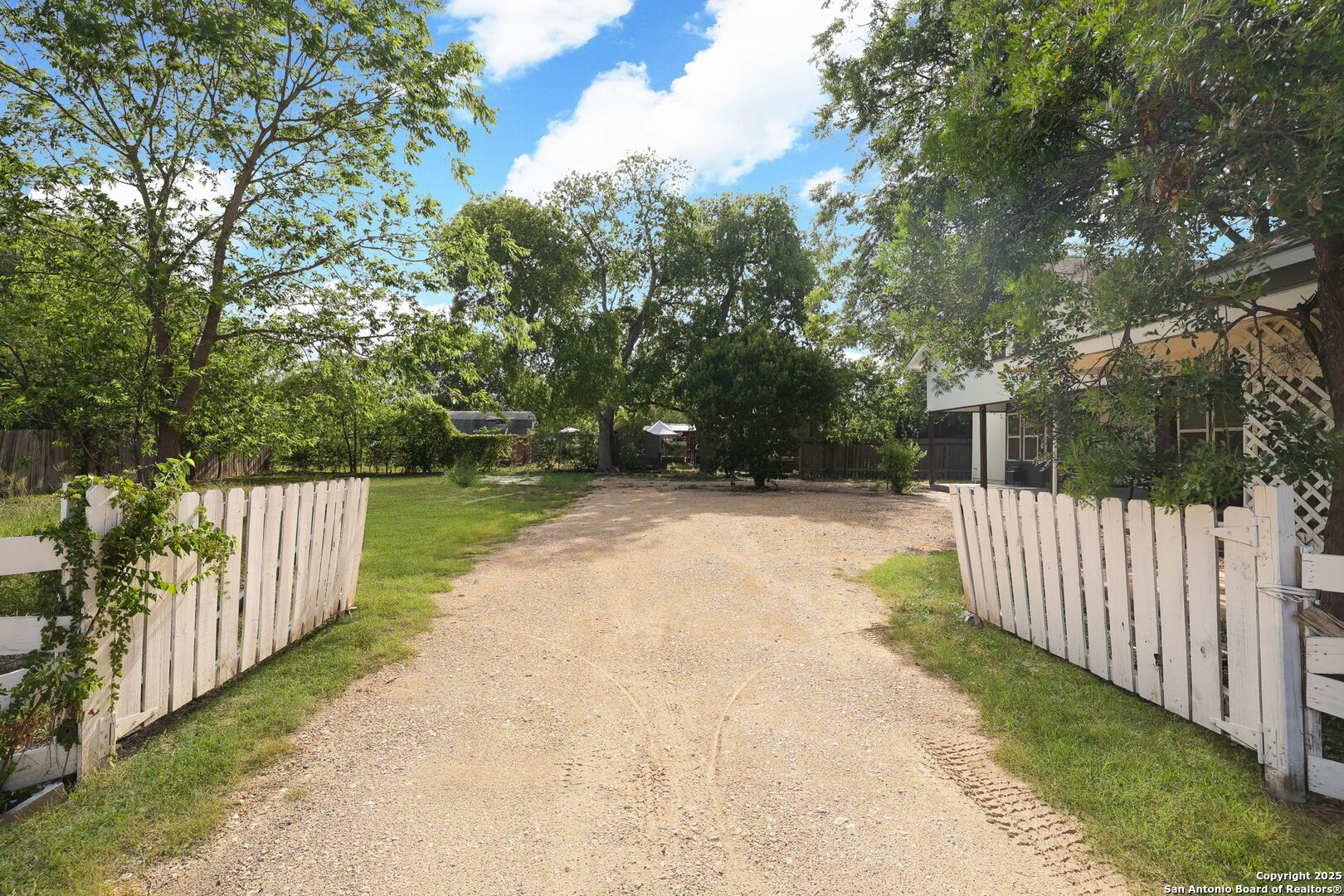 166 E Harding Boulevard San Antonio TX 78214