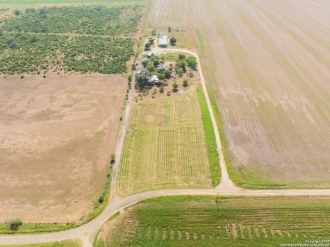 1849 County Road 340 Knippa TX 78870