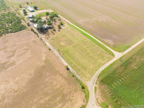 1849 County Road 340 Knippa TX 78870