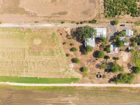 1849 County Road 340 Knippa TX 78870