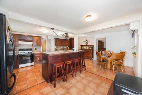 1849 County Road 340 Knippa TX 78870