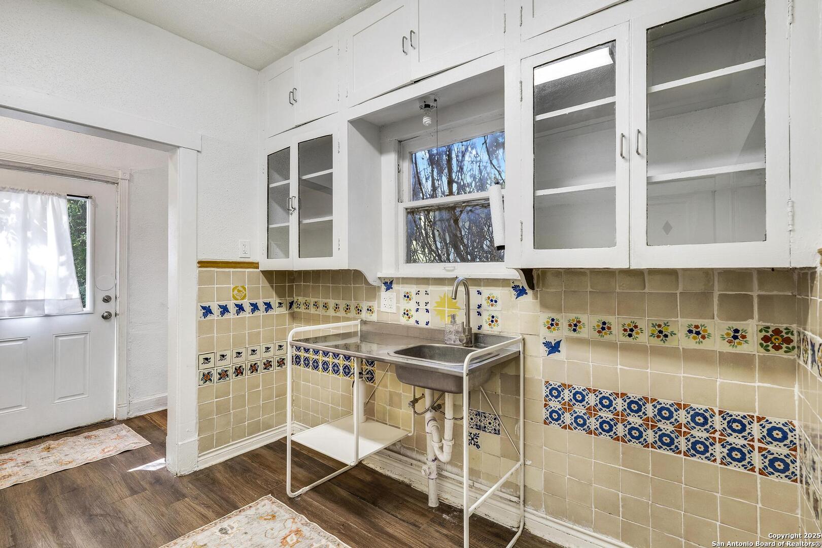 1434 Hicks San Antonio TX 78210