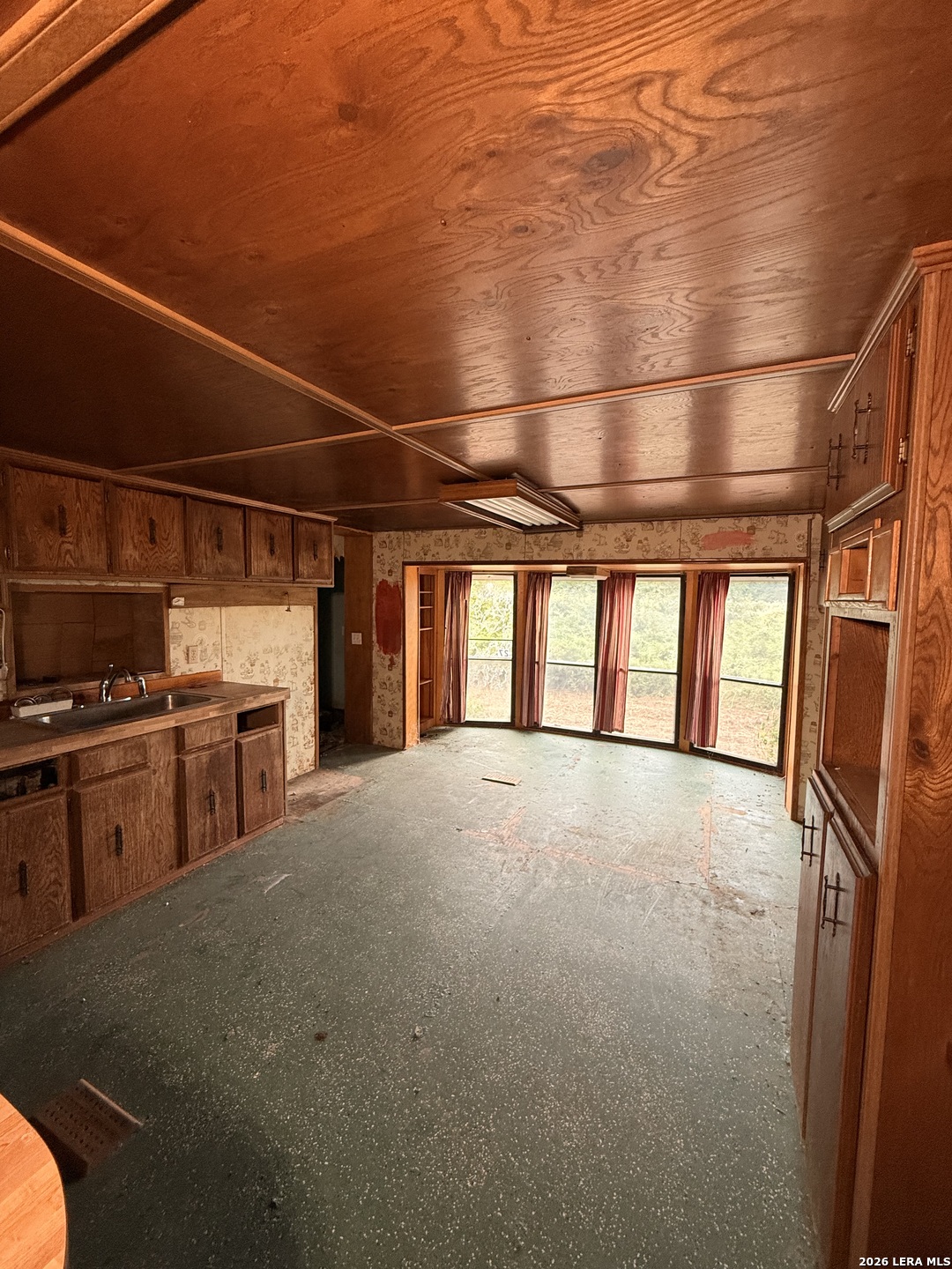 14634 State Highway 7 E Centerville TX 75833