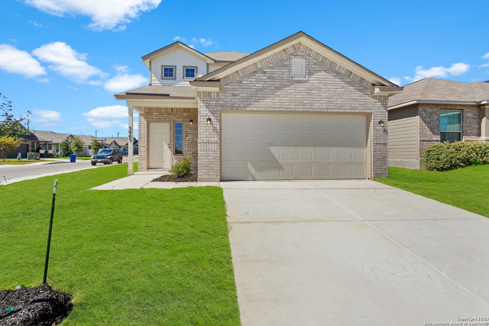 5903 Sunshine Summit Converse TX 78109