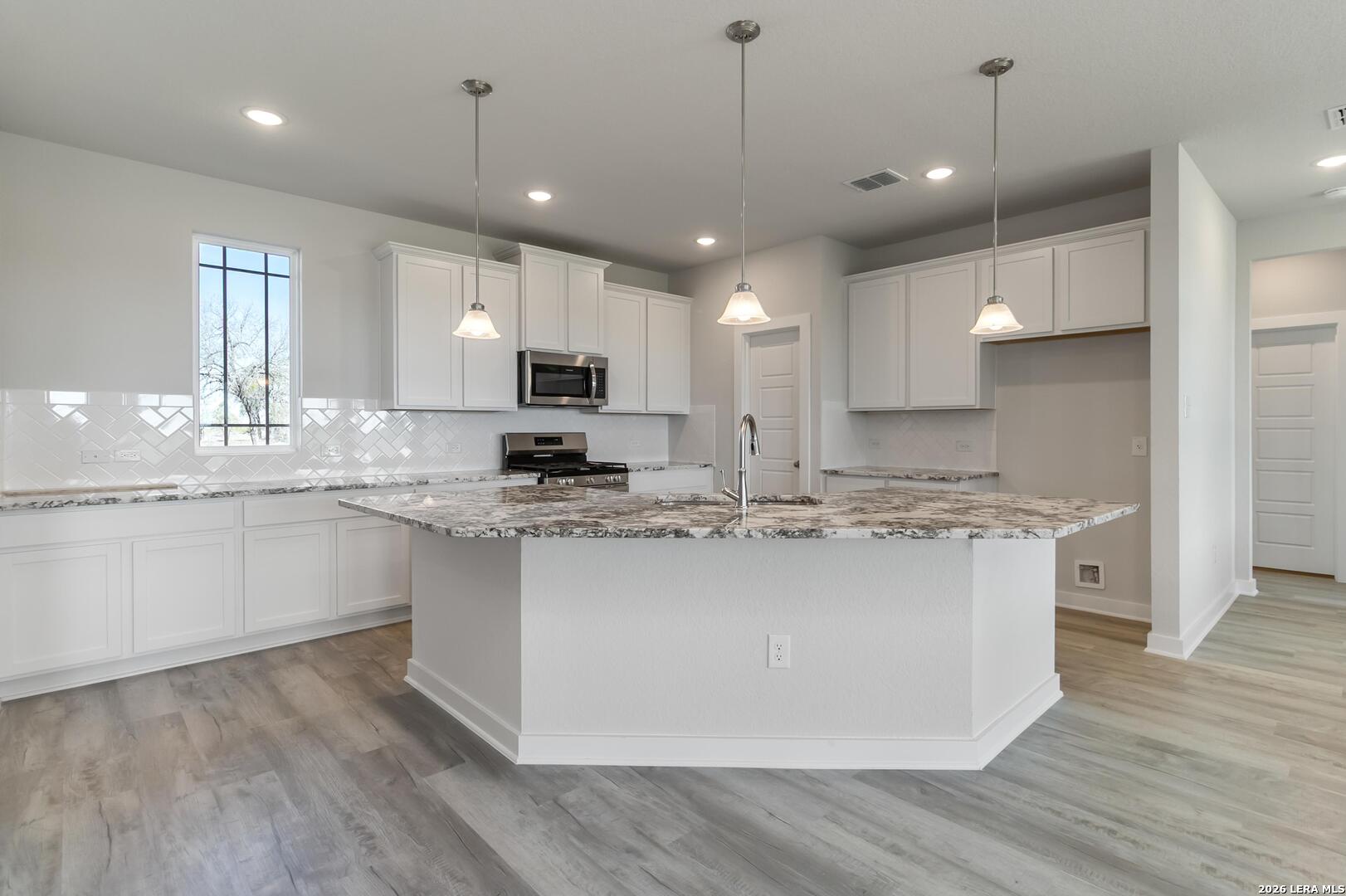 21120 Prairie Rose San Antonio TX 78264