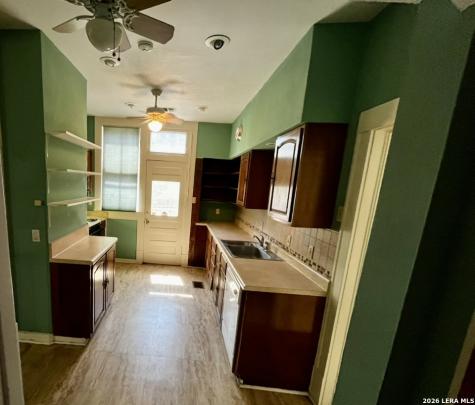 134 W Agarita Avenue San Antonio TX 78212
