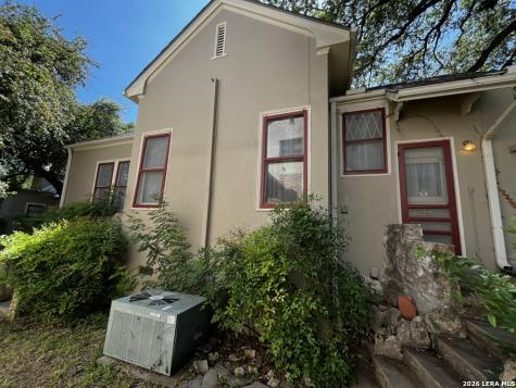 134 W Agarita Avenue San Antonio TX 78212