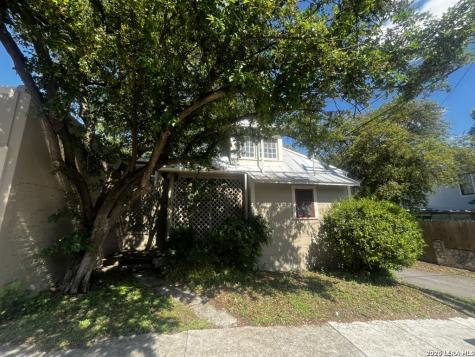 134 W Agarita Avenue San Antonio TX 78212