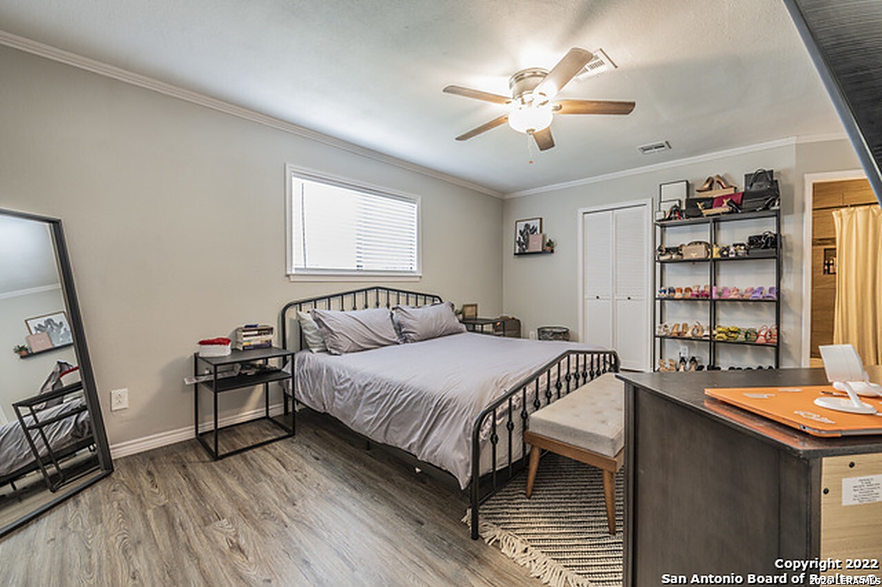 67 Storeywood Drive San Antonio TX 78213