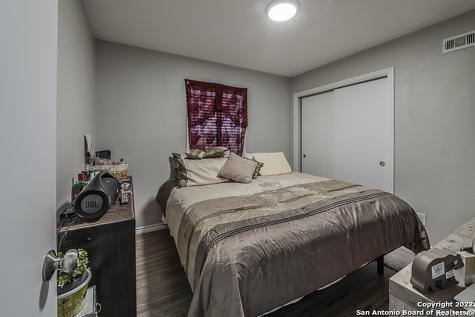 67 Storeywood Drive San Antonio TX 78213