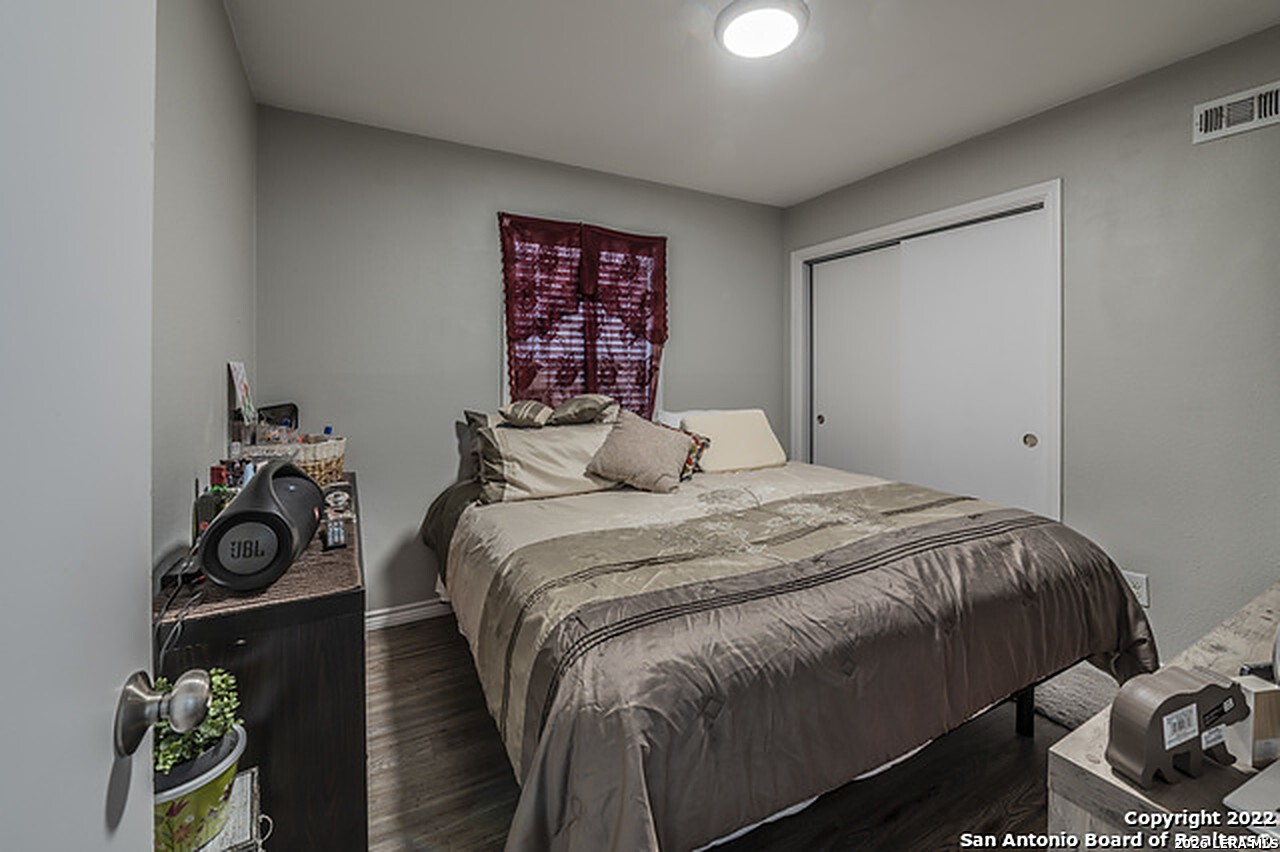 67 Storeywood Drive San Antonio TX 78213