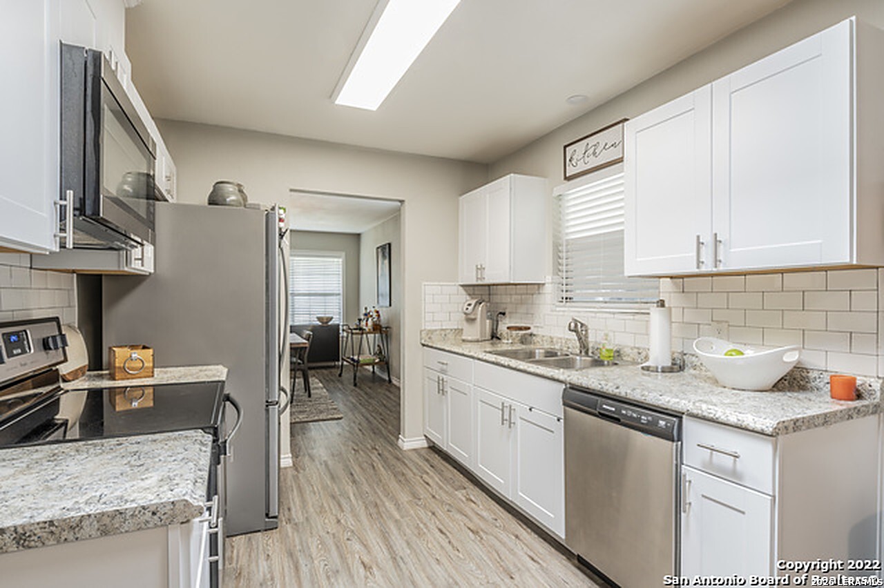 67 Storeywood Drive San Antonio TX 78213