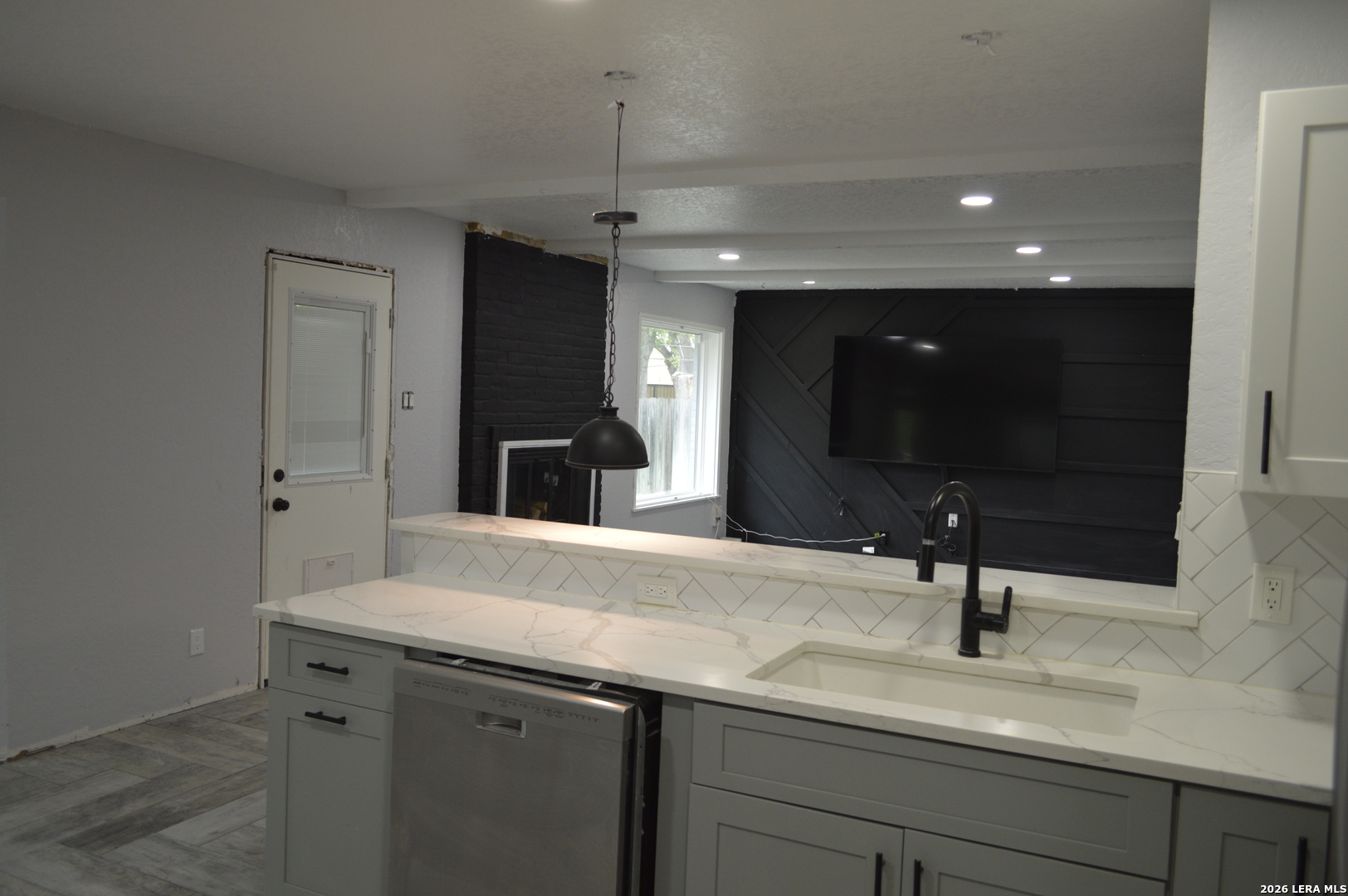 1003 Fabulous Drive San Antonio TX 78213