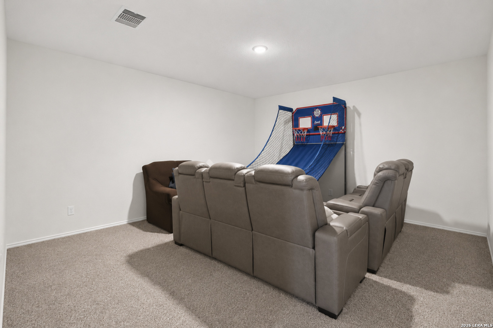 135 Meadow Valley Drive Conroe TX 77384