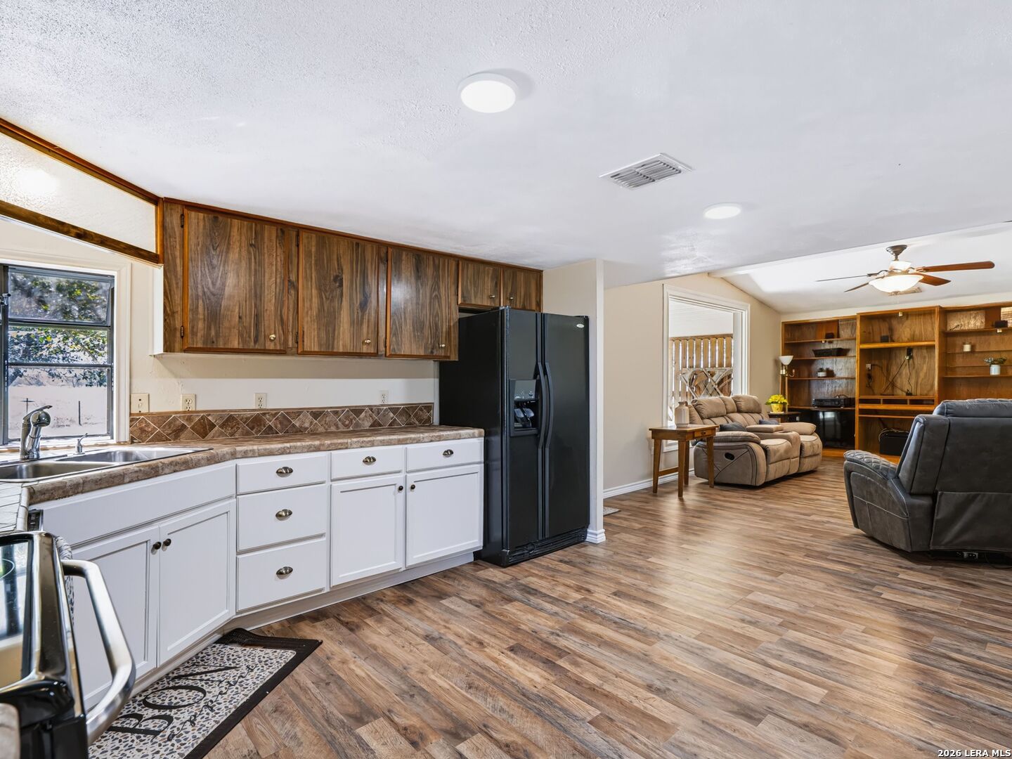 1555 Hoffman Road Lytle TX 78052