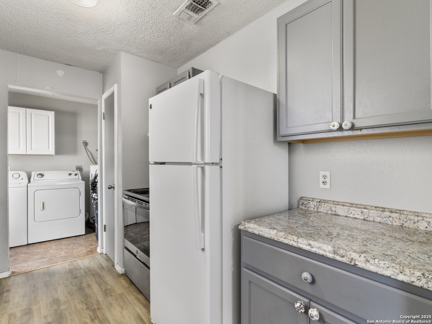 142 Jean San Antonio TX 78207