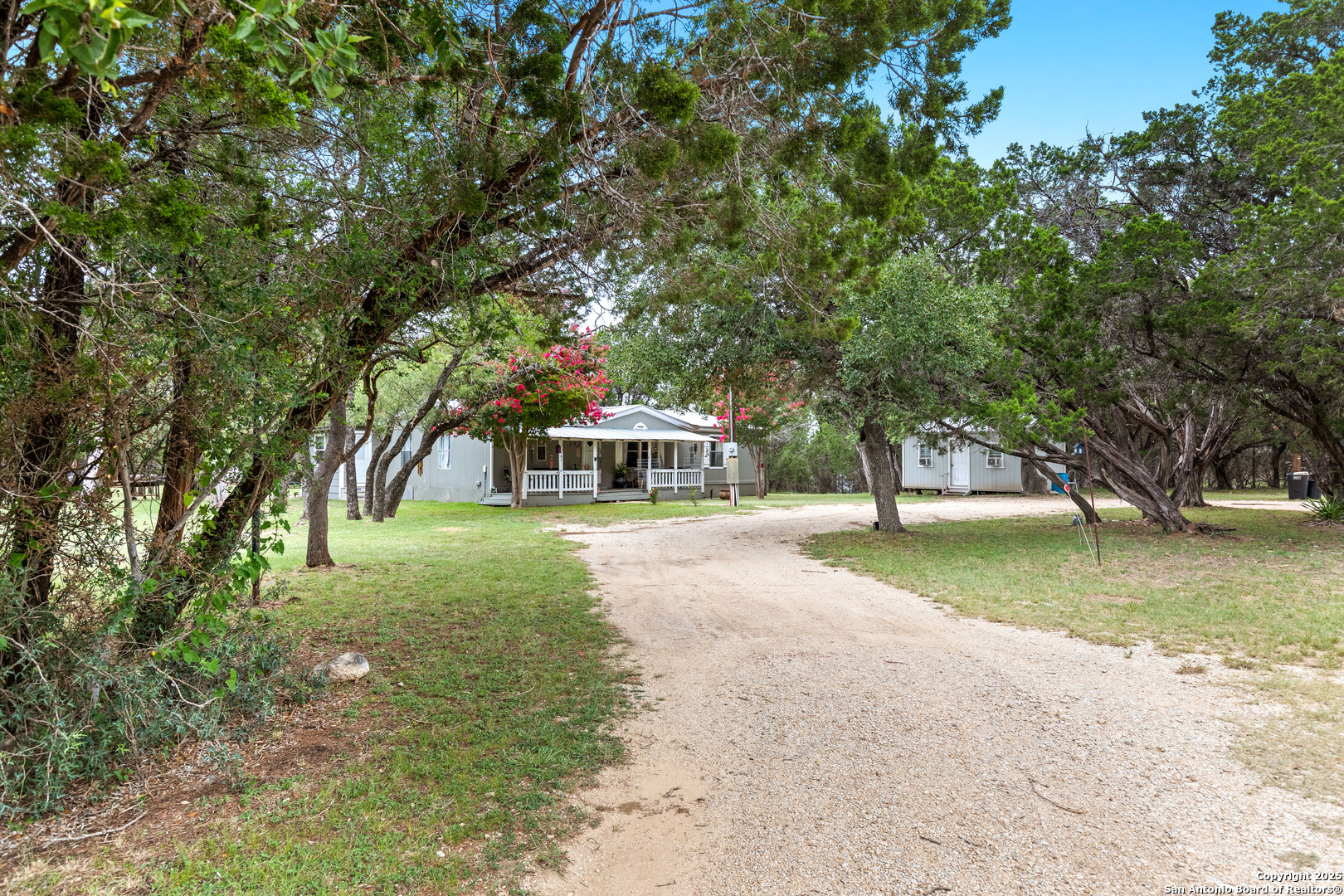 193 Mills Lane Pipe Creek TX 78063