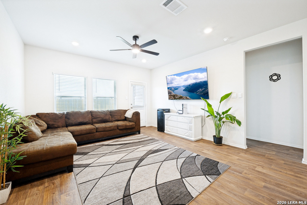1563 Chianti Pass New Braunfels TX 78130