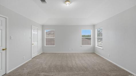 214 Hallie Cove San Antonio TX 78227