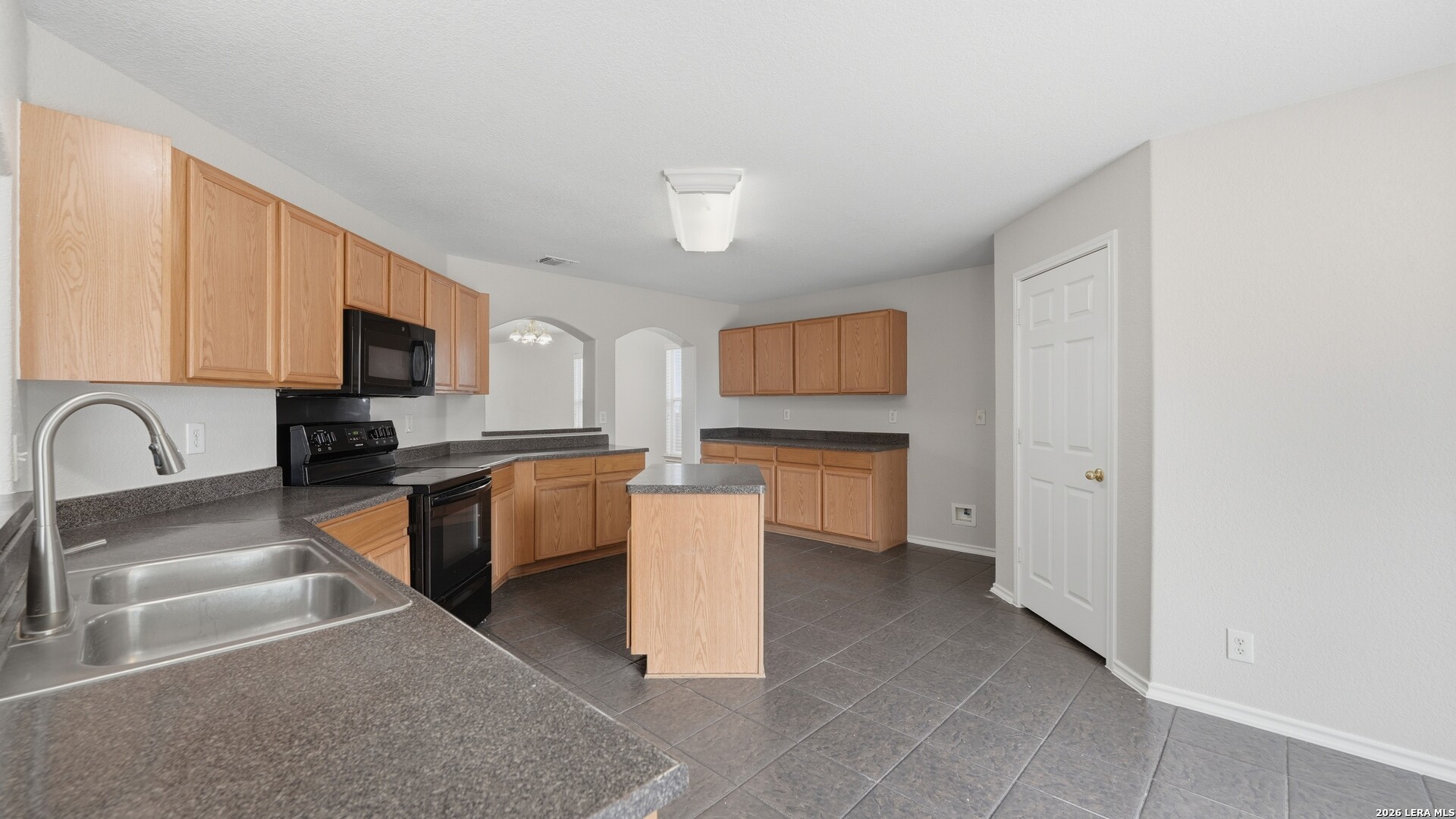 214 Hallie Cove San Antonio TX 78227