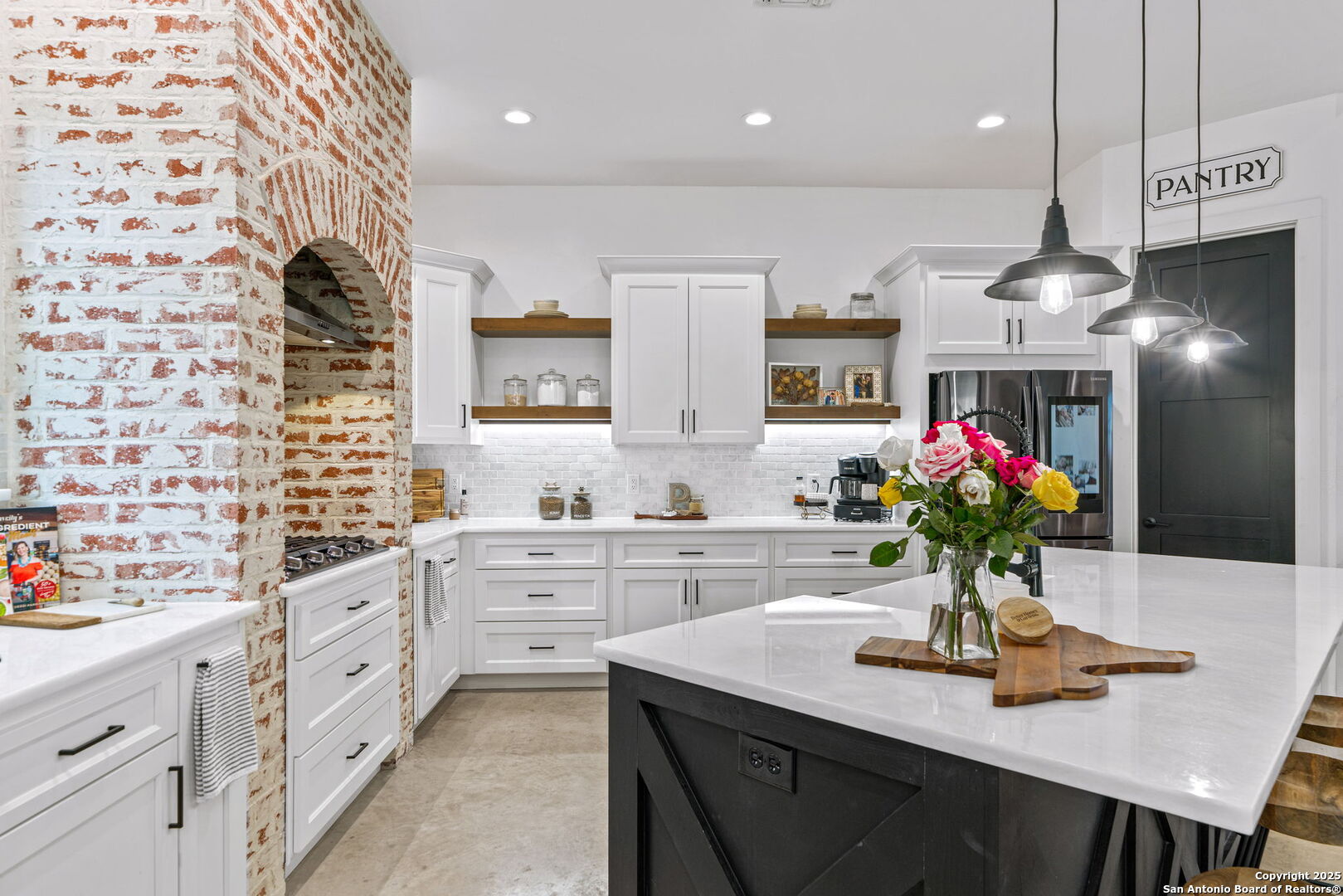 8304 Monument Oak Boerne TX 78015