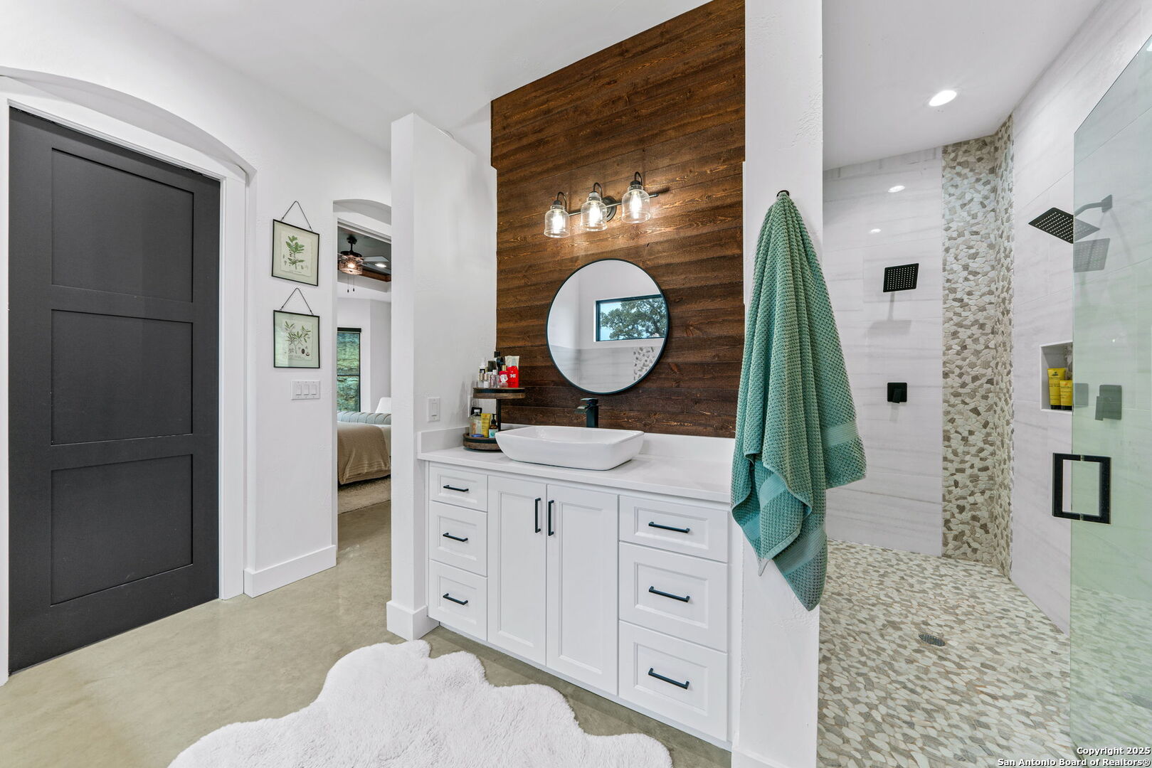 8304 Monument Oak Boerne TX 78015