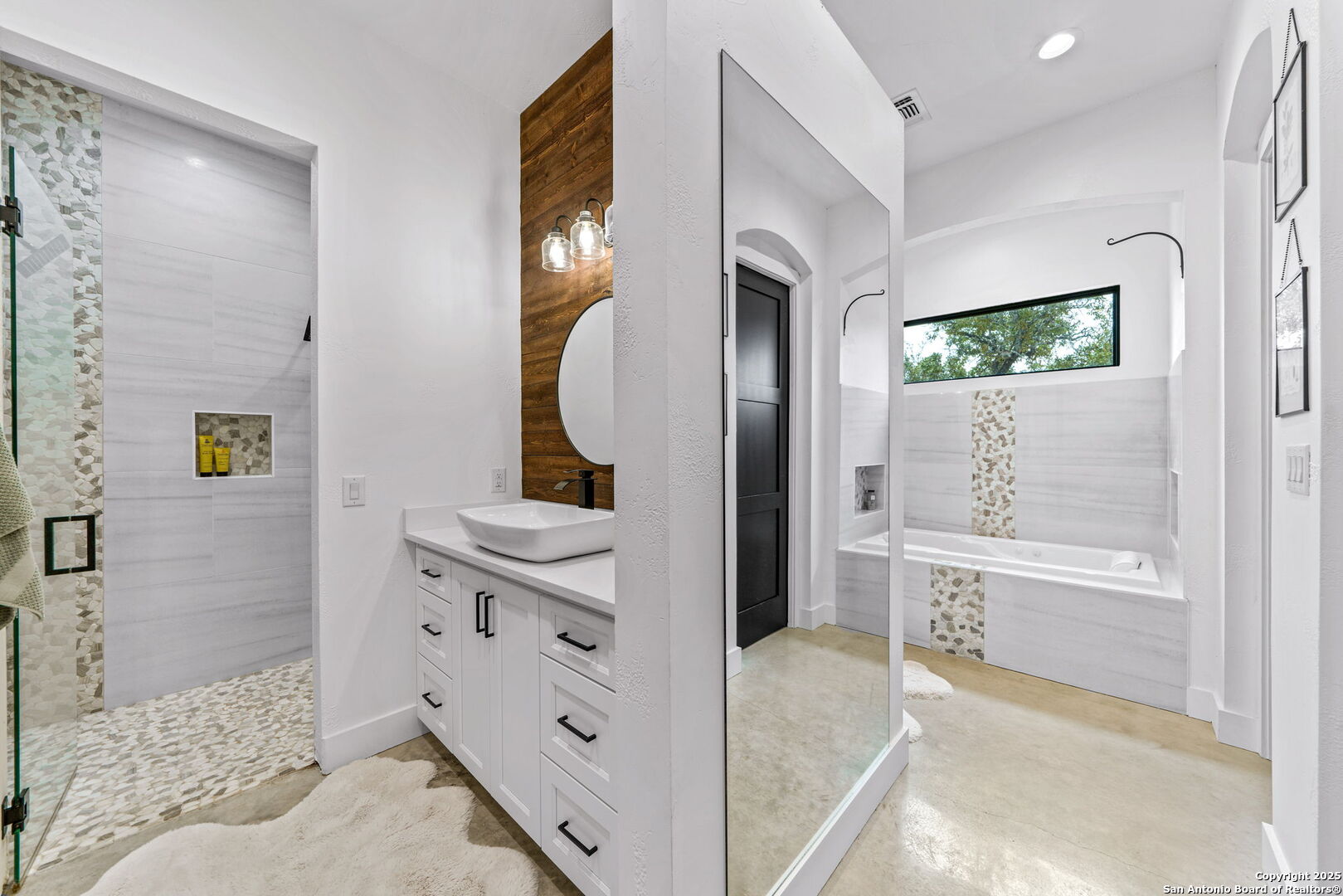 8304 Monument Oak Boerne TX 78015