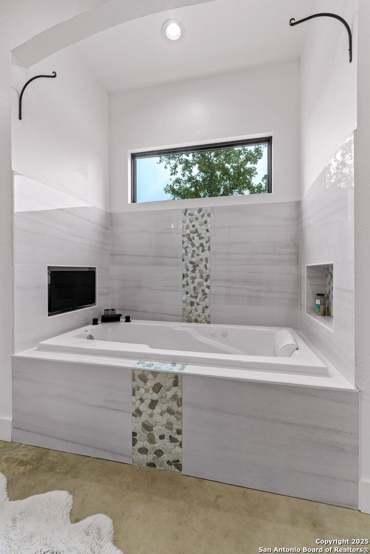 8304 Monument Oak Boerne TX 78015