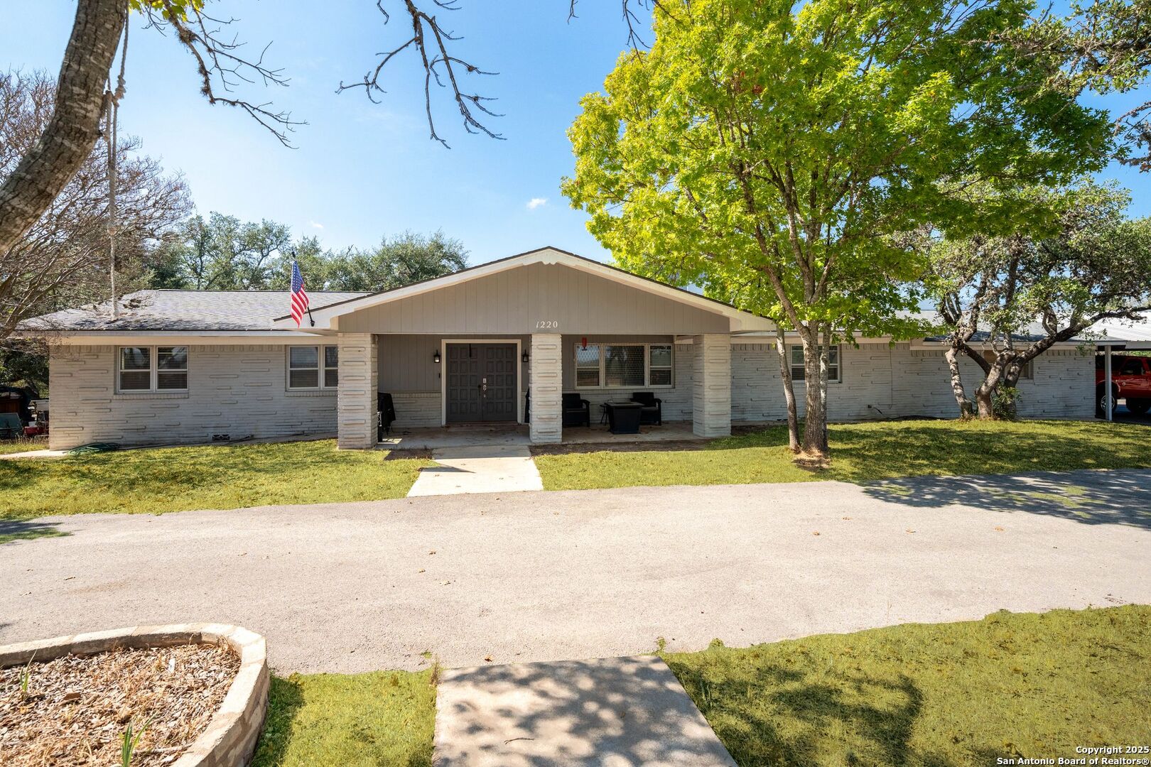 1220 Inspiring View Canyon Lake TX 78133