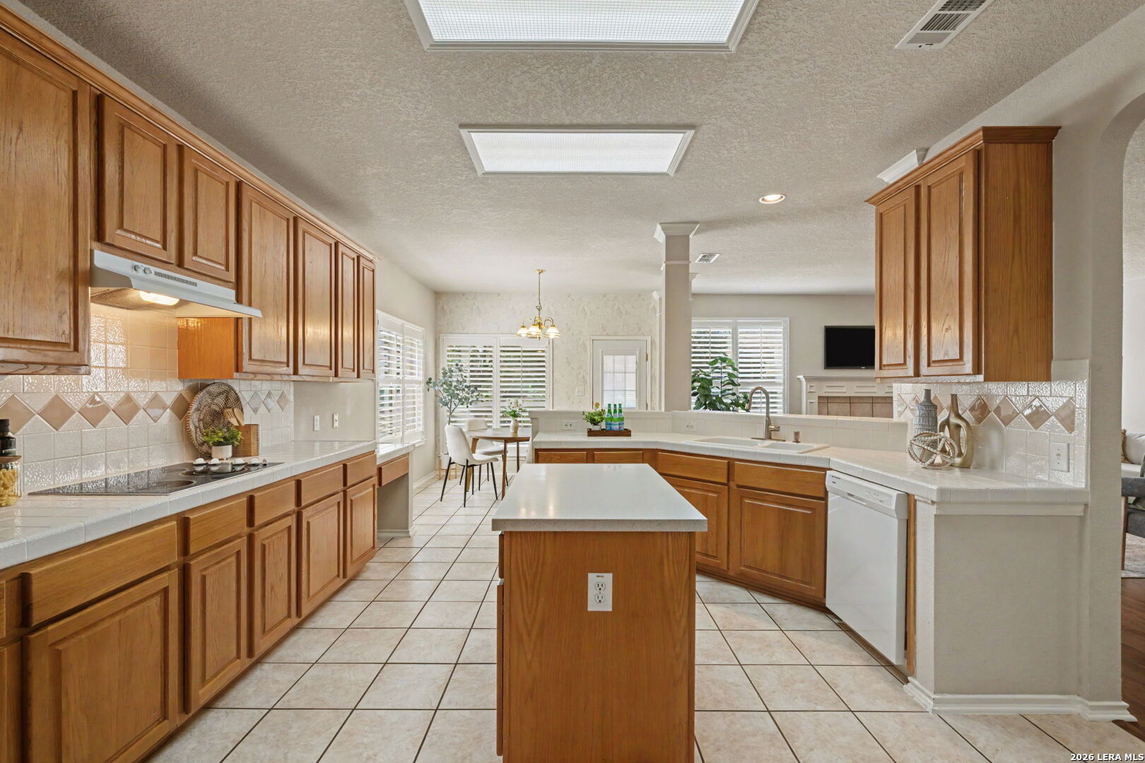 2430 Rogers Loop San Antonio TX 78258