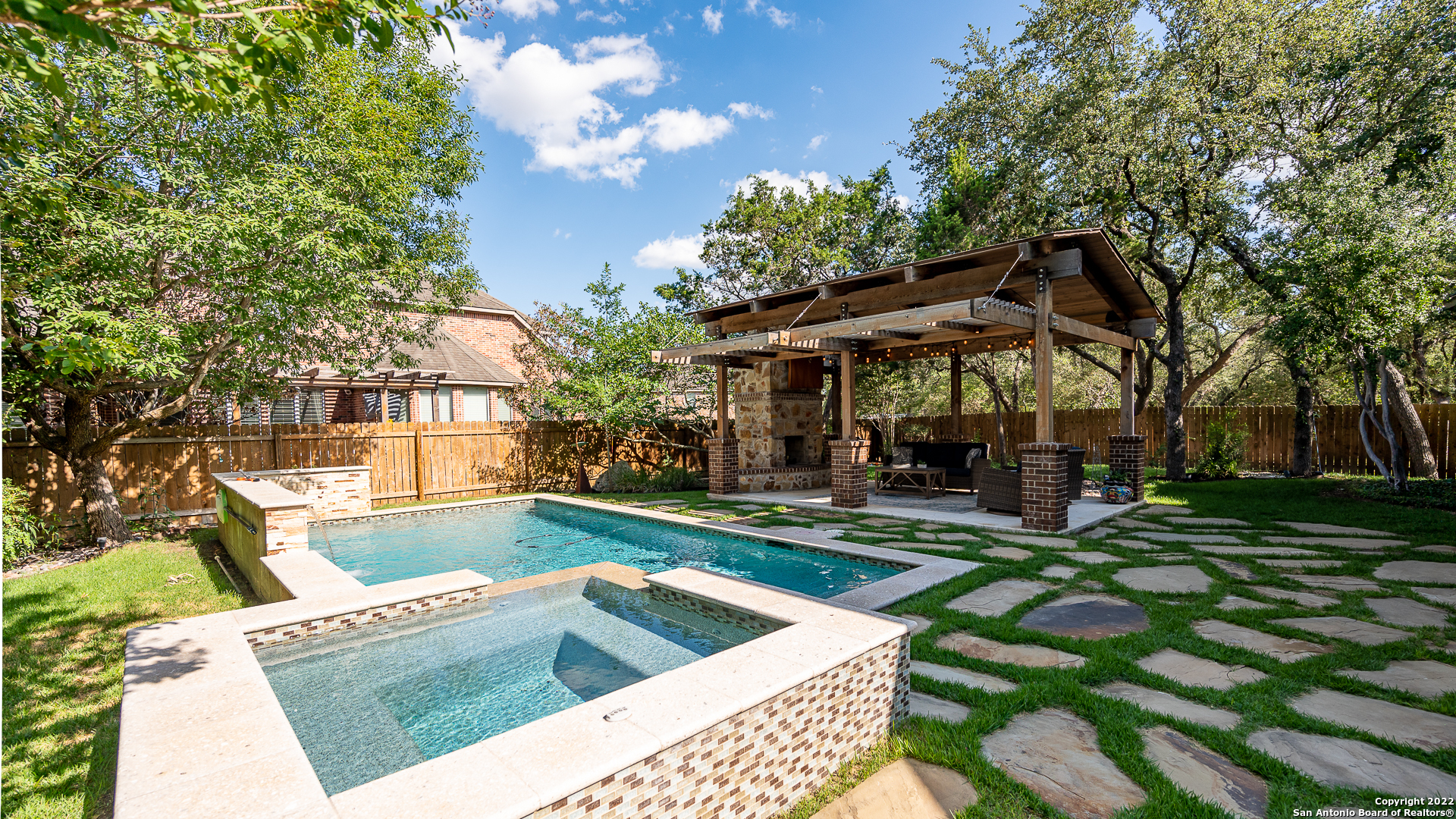 3742 Sunset Cliff San Antonio TX 78261
