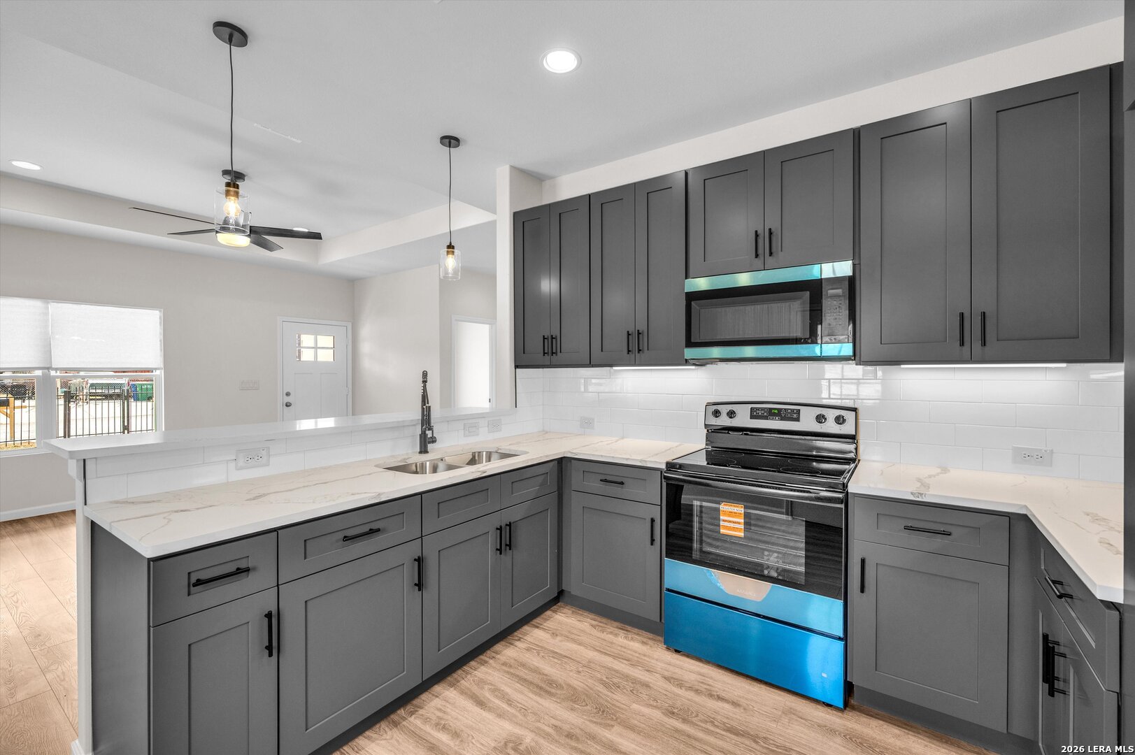 531 Sunglo San Antonio TX 78221