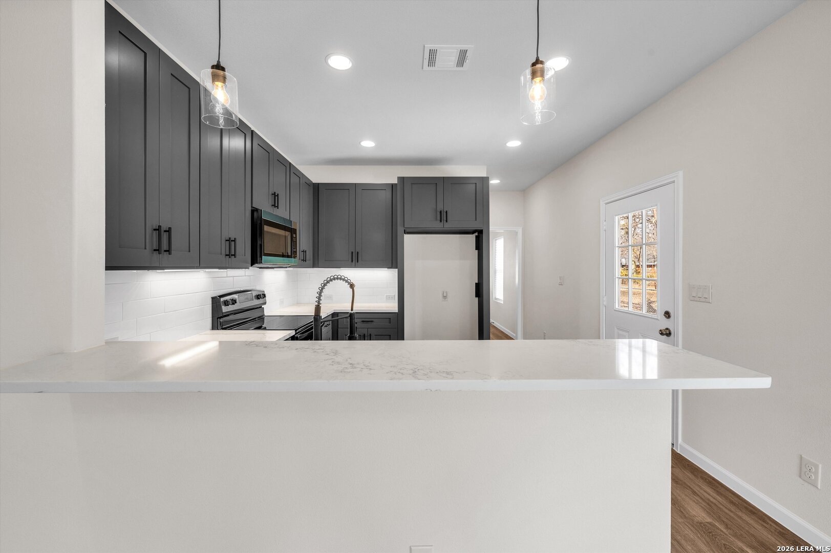 531 Sunglo San Antonio TX 78221